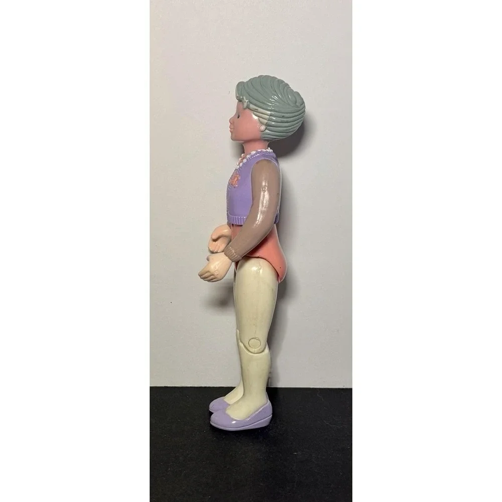 Fisher Price Loving Family Dollhouse Grandmother Grandma  Doll 1993 5